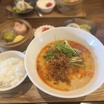 駅前飯店 - 料理写真: