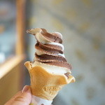 カオリ ヒロネ - 料理写真:ソフトクリーム