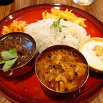 チーズケーキと彩りカレー Luna piena - 