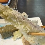 手打ち蕎麦 銀杏 - 春の山菜天