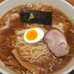 昭島大勝軒 - ラードが張ってあつあつ