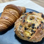 パン工房 SaKuRa -咲良- - 料理写真:クロワッサン＆クリームチーズカレンツ