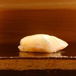 鮨 三心 - 白甘鯛