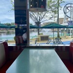 Mel's Drive-in - ボックス席