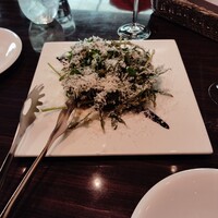 カレス - ルッコラのサラダ（バルサミコ酢が最高）