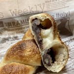 パン マニフィック - 有機粒あんとバターのベーグル ¥260