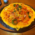 BON - 鉄板焼きナポリタン。