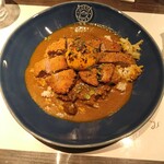 とんかつ甘辛カレー Coltrane - ヘレとんかつカレー＋スパイスたまご