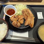 松のやマイカリー食堂 - 本格唐揚げ＆ムートート定食（小）