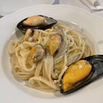 トラットリア メータ - カナダ産ムール貝とペコリーノロマーノのスパゲッティ