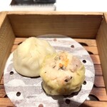 水綾閣 - 蟹卵入り海老しゅうまい、小籠包