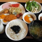 ホテル・アルファ－ワン - 朝食バイキング