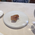 レストラン コートドール - フランス産14ヶ月熟成生ハムと金柑のマドレーヌ