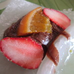 壱弐参 CAFE - タピオカ餅の中にはオレンジ、いちご、生チョコ入り