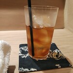 日本料理 おやま - 何が出るかわからなかったので、最初はウーロン茶