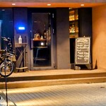 フナール - 外観