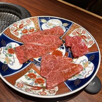 士士 - 