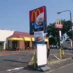 マクドナルド - ドライブスルーあります☆