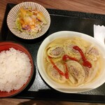 珈穂音 - ロールキャベツ定食