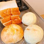 Ｂｒｅａｄ Ｃｒａｆｔ　オオウラ - ミルク食パン、チーズフランス、メロンパン