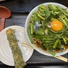 なぜ蕎麦にラー油を入れるのか。 新橋店