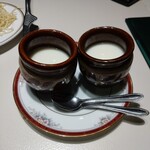 横浜中華街 薬膳火鍋 大草原 - 