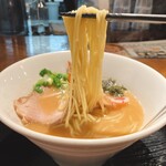 金澤濃厚甘えびラーメン 紅牡丹 - 