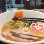 金澤濃厚甘えびラーメン 紅牡丹 - 