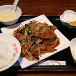 Arijou - レバニラと冷ややっこ定食７００円