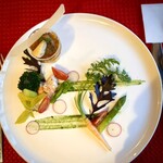 レストラン＆パティスリー 木かげ茶屋 - 伊勢海老と菜の花のサラダ