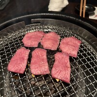 牛牛 西麻布 総本店 - 