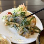 惣菜・カフェ メープル - 日替わりランチ「鯖のしそ味噌焼き」