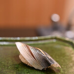 いしまる - 《肥後天草（あまくさ）》の"小鰶（こはだ、=このしろのわかうを）"