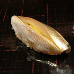 鮨 さいとう - 小鰭