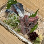 SAKE BAR サカナノトモ - 〆さばと鯵の刺身