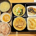 やよい軒 フォレオ広島東店 - 