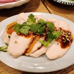 肉汁餃子と煮込みの酒場。しんちゃん - よだれ鶏