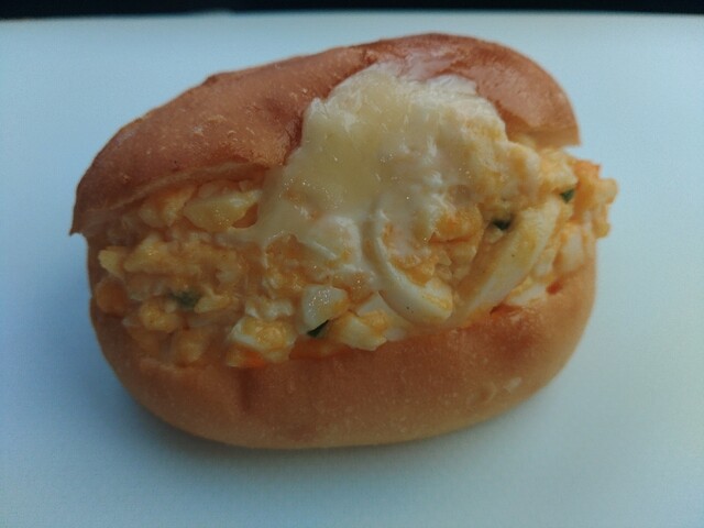 おかしのくに 本店 &ndash; さくらんぼ東根（パン）｜山形県河北町の人気ベーカリー