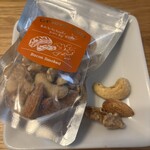 グルーヴィナッツ 中目黒本店 - 