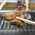 大衆酒場 若林 - ジンギスカン。最適な焼き具合を見定めてパクリ (^_^)v