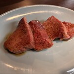 焼肉家 あいちゃん - アツタン:1,700円