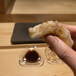 鮨処 池上 - ノドグロ紅瞳