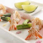 女流鉄板 Takako - 天使海老の鉄板焼きを数種類のお塩でどうぞ。