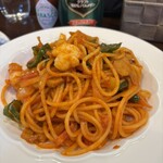 Kikusui - 这是一道高级感的意大利面，但仍然有粉状奶酪和塔巴斯科辣酱。