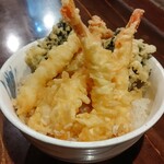 海鮮・鎌倉野菜 まつだ家 - 海老天丼（海老5本）赤だし付き1500円