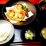 寿司店漁火 - 天ぷらも美味しかった！