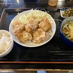 まるまるうどん - 料理写真: