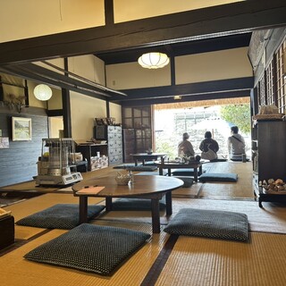 Cafe&Gallery彩花_2