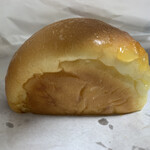焼きたてパン 青い森 - じゃがいもコーンパン断面