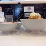 蒙古タンメン中本 - ゴモミとメチャアジとほうれん草